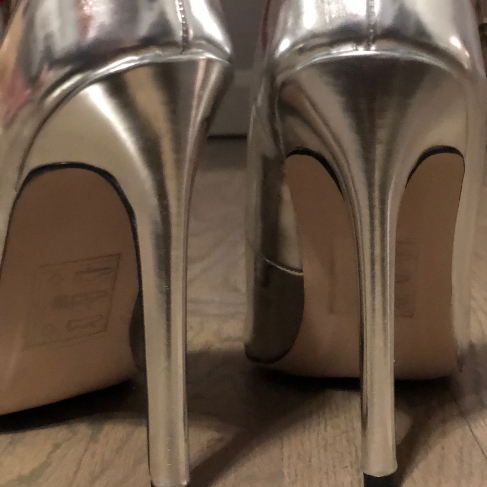 ASOS silver pumps - Picture 6 of 9